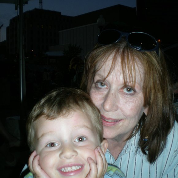 Meet your Posher, Lynda - Picture 10 of 15